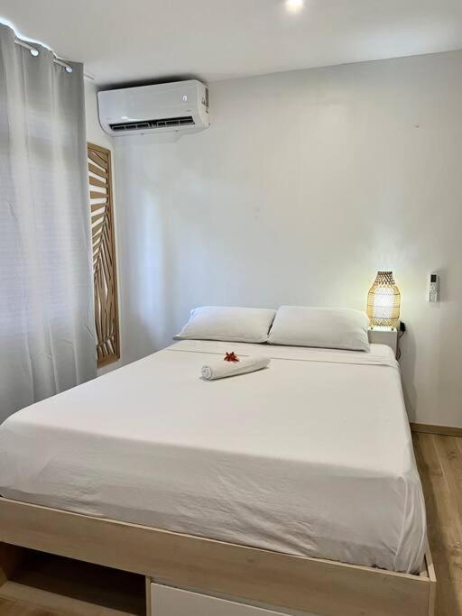 Heitiare Lodge Paea Экстерьер фото